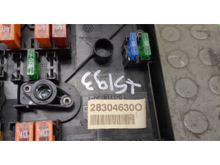 Блок предохранителей Volkswagen Golf Plus 28304630O