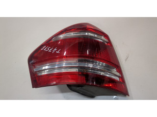 Задний фонарь          