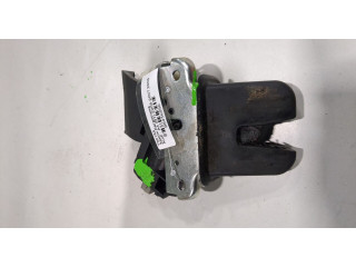 Замок багажника  Audi A4 (B7) 2005-2007       