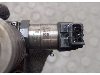 Форсунка топливная Volkswagen Passat 6 2005-2010 03G130073S