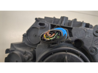 Фара передняя Skoda Yeti 2013-2018 правая