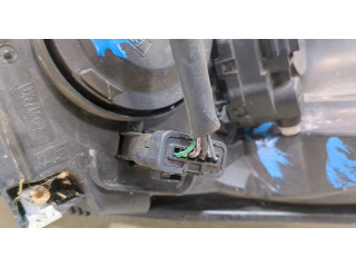 Фара передняя Renault Scenic 2009-2012 левая