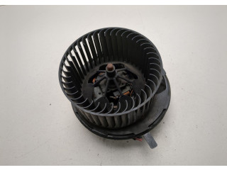 Моторчик печки Volkswagen Passat 7 2010-2019 Америка 561820015B 561820015B
