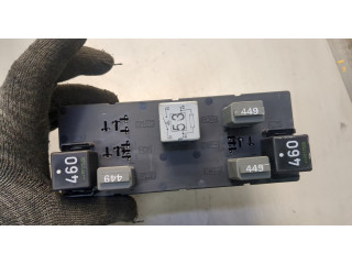 Блок предохранителей  Volkswagen Passat 6 2005-2010      3C8937049N   