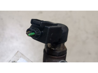 Форсунка топливная  Volvo S40 2004-    9657144580     