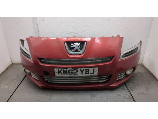 Бампер  Peugeot 5008 2009-2016 передний   