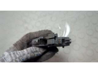 Замок капота  Volvo XC90 2002-2014     