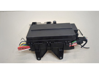 Блок предохранителей Jaguar XE 2015-