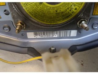 Подушка безопасности водителя  Toyota Yaris Verso     