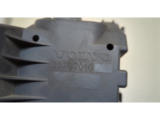 Блок предохранителей  Volvo XC90 2002-2014      30797010   