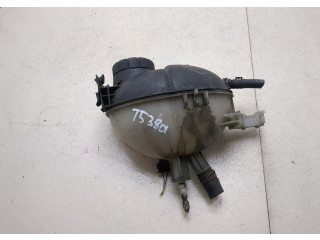 Бачок расширительный  Mercedes C W204 2006-2015 A2045000749   