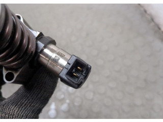 Форсунка топливная Volkswagen Passat 6 2005-2010 03G130073S