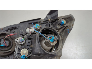 Фара передняя  Toyota Avensis 2 2003-2008 правая 