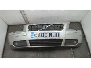 Решетка радиатора  Volvo S40 2004-          