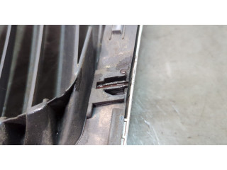 Решетка радиатора  Skoda Octavia (A5) 2004-2013          