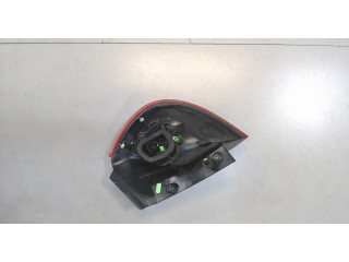 Задний фонарь mr957365 Mitsubishi Colt 2004-2008