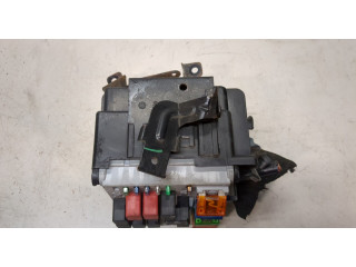Блок реле  Lancia Thesis         2.4