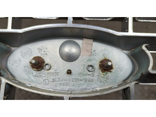 Решетка радиатора  Ford Explorer 2001-2006          5L248200, 3L2Z8200