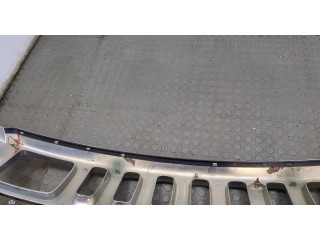 Решетка радиатора Hummer H3