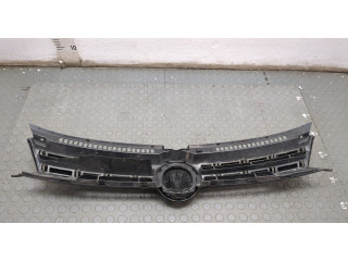 Решетка радиатора  Volkswagen Golf Plus          