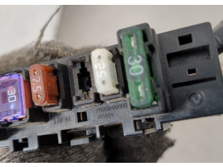 Блок предохранителей  Mitsubishi Pajero 2006-2014         