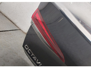 Замок багажника Skoda Octavia (A8) 2019-2025