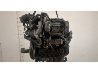 Форсунка топливная  Skoda SuperB 2008-2015         