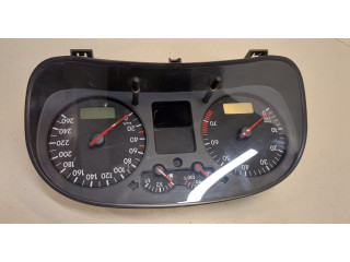 Панель приборов  Volkswagen Golf 4 1997-2005            