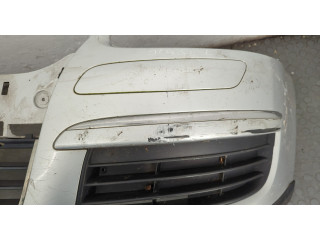 Бампер Volkswagen Jetta 5 2004-2010 передний 1K0807217E