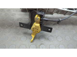 Замок капота  Ford Escape 2015-2019     