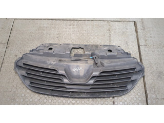 Решетка радиатора  Renault Trafic 2014-2021          1.6 