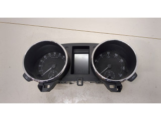 Панель приборов Skoda Yeti 2009-2014 5L0920940K
