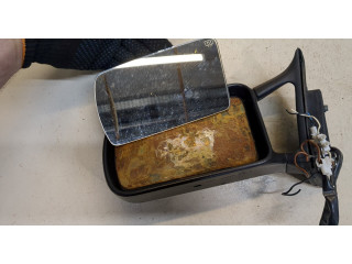 Зеркало боковое Saab 9000 левое 4684775