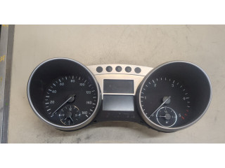 Панель приборов Mercedes R W251 2005- A2514405311