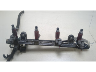 Форсунка топливная  Suzuki Jimny 1998-2012    1570081820, 1571052G00     