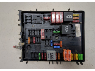 Блок предохранителей Skoda Octavia (A5) 2004-2008