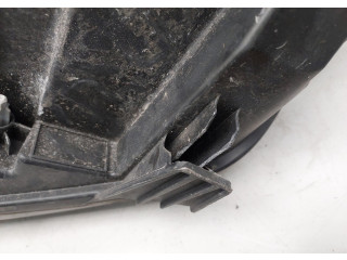 Фара передняя  Peugeot 3008 2016-2020 правая 