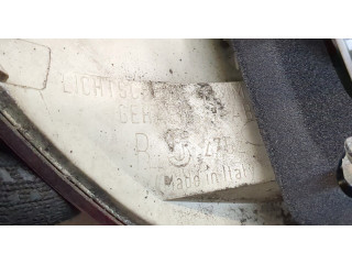 Задний фонарь          