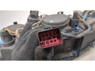 Фара передняя  Volvo V70 2001-2008 правая 