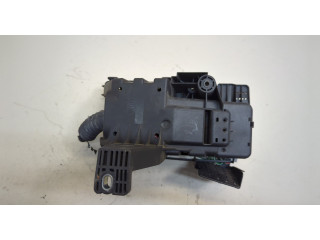 Блок предохранителей  Volvo XC90 2002-2014      30797010   