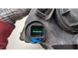 Фара передняя  Opel Antara 2006-2015 правая 