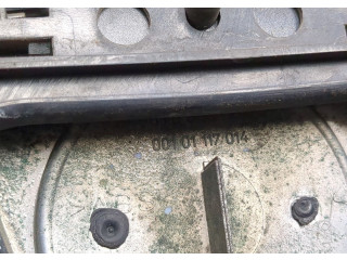 Решетка радиатора  Skoda Fabia 1999-2007          