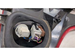 Задний фонарь          