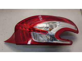 Задний фонарь          