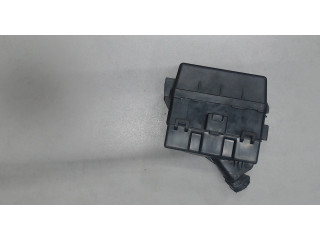 Блок реле  KIA Ceed 2007-2012          1.6