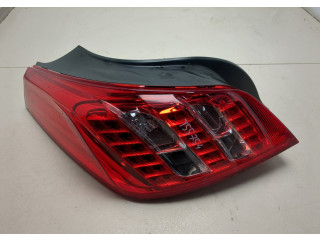 Задний фонарь          