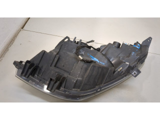 Фара передняя Renault Scenic 2009-2012 левая