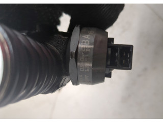 Форсунка топливная  Volkswagen Golf Plus    038130073AG     