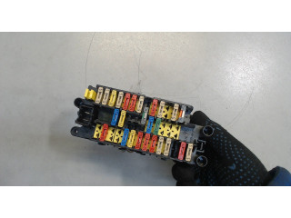 Блок предохранителей Citroen Berlingo 1997-2002 655638 1.9