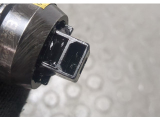 Форсунка топливная Volkswagen Golf 5 2003-2009 038130073AG